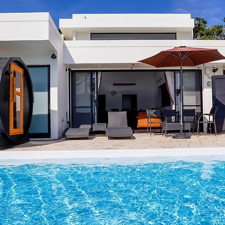 Private Pool Villa Motobu Eksteriør billede