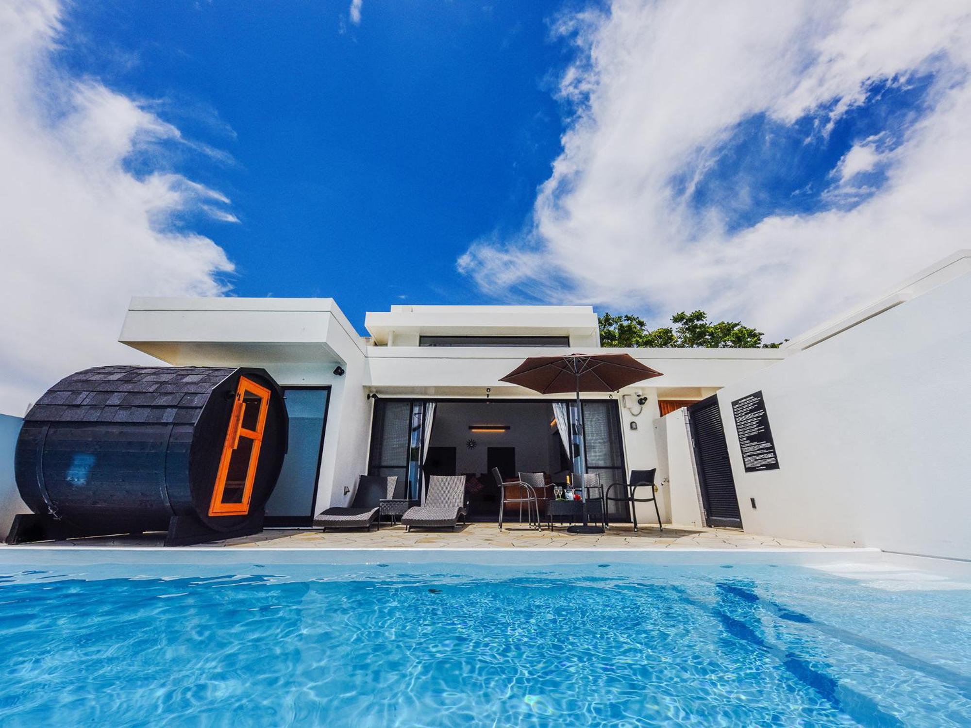 Private Pool Villa Motobu Eksteriør billede