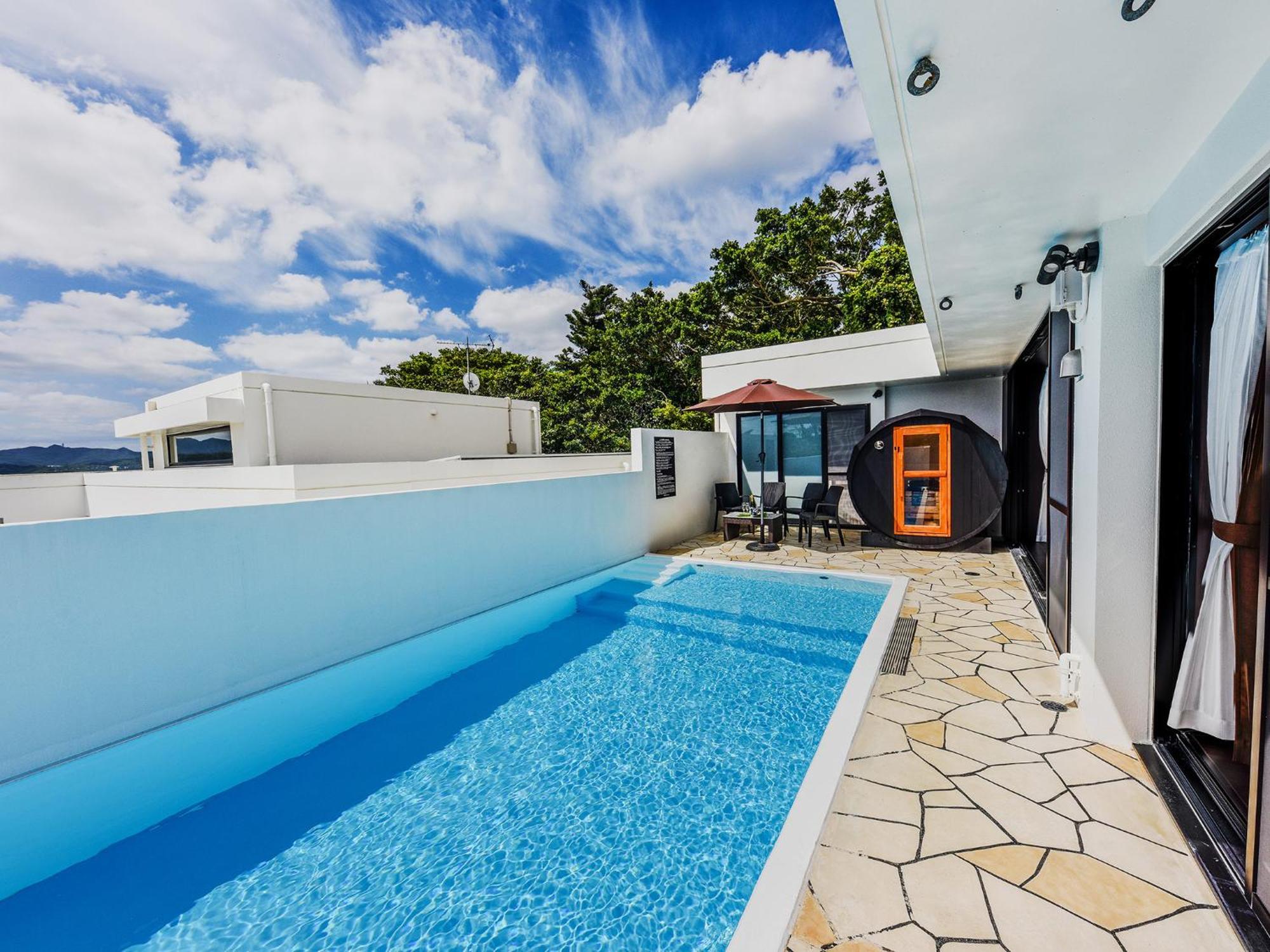 Private Pool Villa Motobu Eksteriør billede